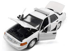 Load image into Gallery viewer, 2001 Ford Crown Victoria Police Interceptor (Blank) 1:18 Scale - MotorMax Diecast Model