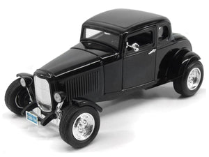 1932 Ford Coupe "3 Window - Hot Rod" 1:18 Scale - MotorMax Diecast Model (Black)