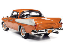 Load image into Gallery viewer, 1957 Studebaker Gold Hawk 1:18 Scale - AutoWorld Diecast Model Car