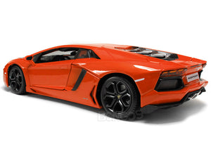 Lamborghini Aventador LP700-4 1:18 Scale - Bburago Diecast Model (Orange)