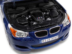 BMW M5 1:18 Scale - Maisto Diecast Model Car (Blue)