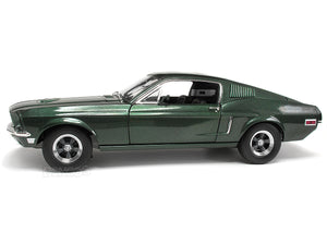 "BULLITT" 1968 Ford Mustang Fastback 1:18 Scale - Greenlight Diecast Model Car (Green)