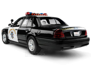 2001 Ford Crown Victoria Police Interceptor California Highway Patrol 1:18 Scale - MotorMax Diecast Model Car (B/W)