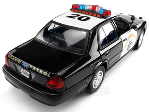 2001 Ford Crown Victoria Police Interceptor California Highway Patrol 1:18 Scale - MotorMax Diecast Model Car (B/W)