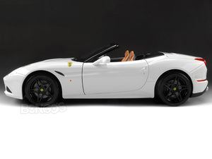Ferrari California T "Signature Series" 1:18 Scale - Bburago Diecast Model Car (White)