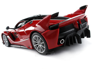Ferrari FXX-K #10 1:18 Scale - Bburago Diecast Model Car (Red)