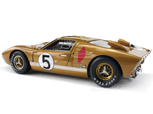 1966 Ford GT-40 (GT40) Mk II #5 Le Mans Bucknum/Hutcherson 1:18 Scale - Shelby Collectables Diecast Model Car (Gold)
