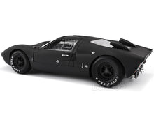 Load image into Gallery viewer, 1966 Ford GT-40 (GT40) Mk II 1:18 Scale - Shelby Collectables Diecast Model Car (Matt Black)