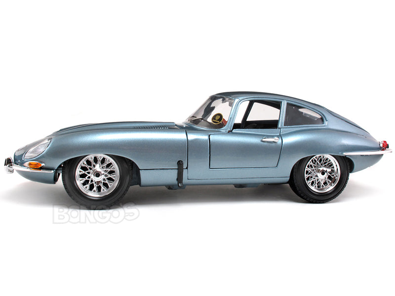 1961 Jaguar E-Type Coupe 1:18 Scale - Bburago Diecast Model Car (Lt.Blue)