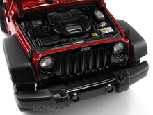 Load image into Gallery viewer, Jeep Wrangler JK Safari 1:18 Scale - Maisto Diecast Model Car (Red)