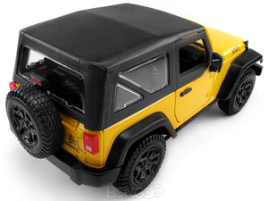 Jeep Wrangler JK Safari 1:18 Scale - Maisto Diecast Model Car (Yellow)