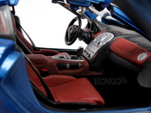 Load image into Gallery viewer, Mercedes-Benz SLR McLaren 1:18 Scale - Maisto Diecast Model Car (Blue)