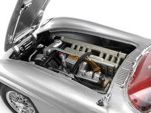 Load image into Gallery viewer, 1955 Mercedes-Benz 300 SLR Uhlenhaut Coupe 1:18 Scale - Maisto Diecast Model Car (Silver)