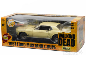 "The Walking Dead" 1967 Ford Mustang Coupe 1:18 Scale - Greenlight Diecast Model Car (Cream)